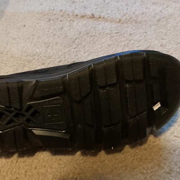 Dr. Martens size 9 black suede zebzag anywair mules - Picture 5 of 5